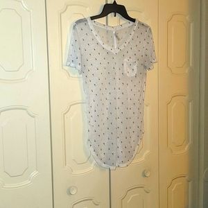 White Short sleeve top w/ Palm Trees